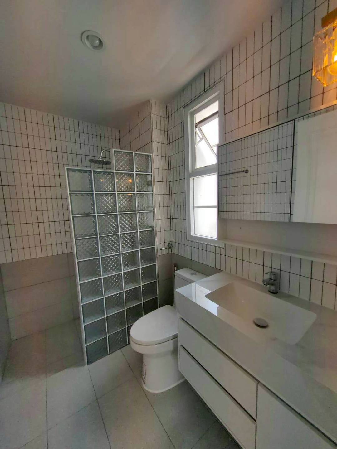 MH120 🏡 For Rent — Four-story home office for rent at Plus Park Avenue, Lasalle-Srinakarin.