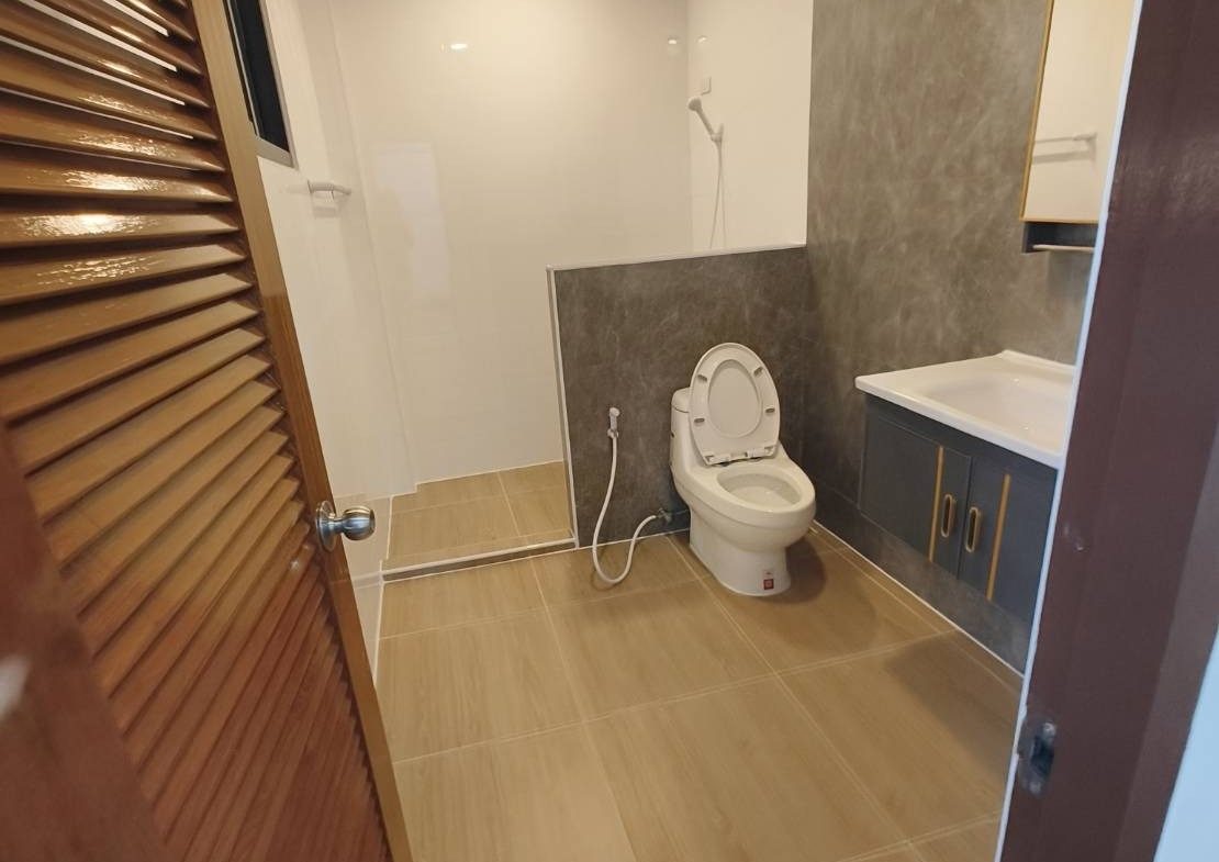 MH113 🏡 For Rent — Home Office near the MRT Yellow Line, Srinakarin