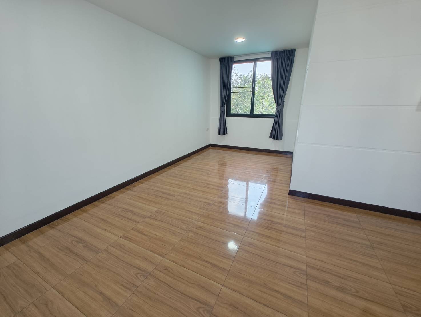 MH113 🏡 For Rent — Home Office near the MRT Yellow Line, Srinakarin